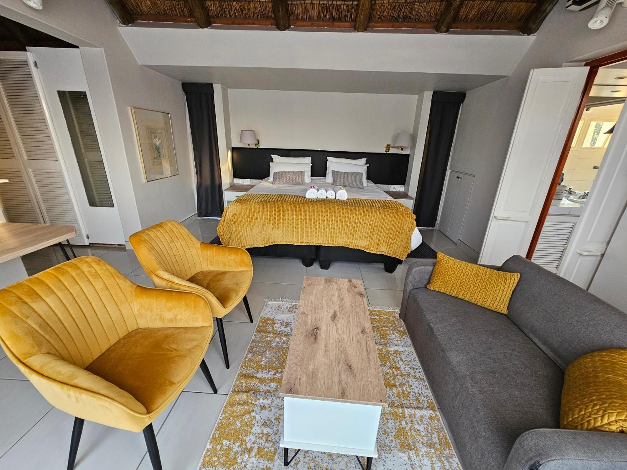 Bettie'S Luxury Lodge Kroonstad Exterior foto
