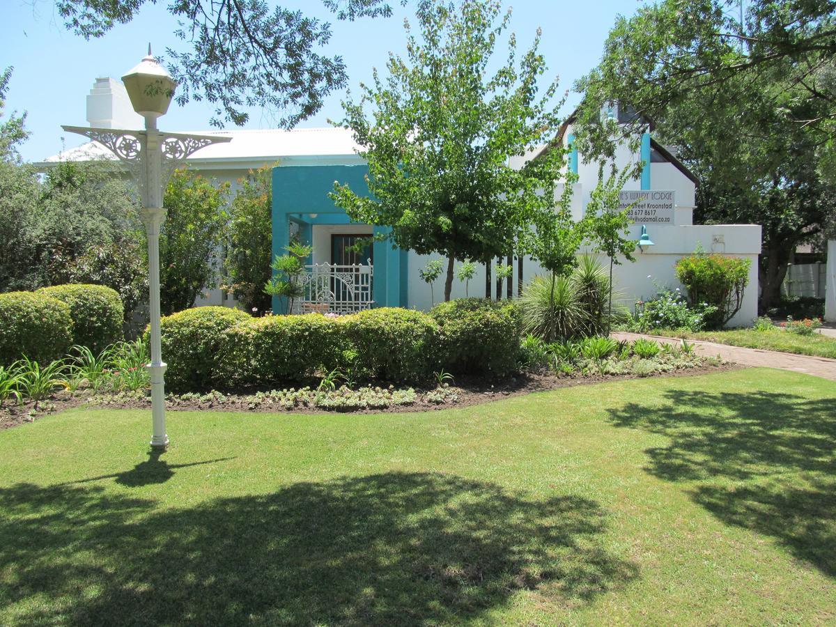 Bettie'S Luxury Lodge Kroonstad Exterior foto